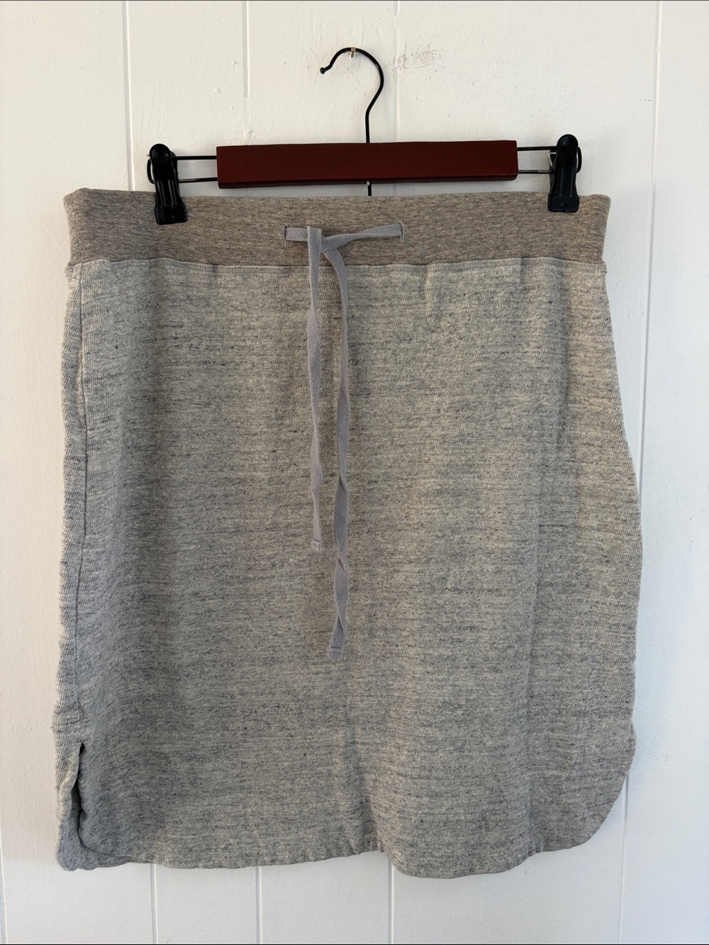 James Perse skirt size 2. Medium. Bundle for discount